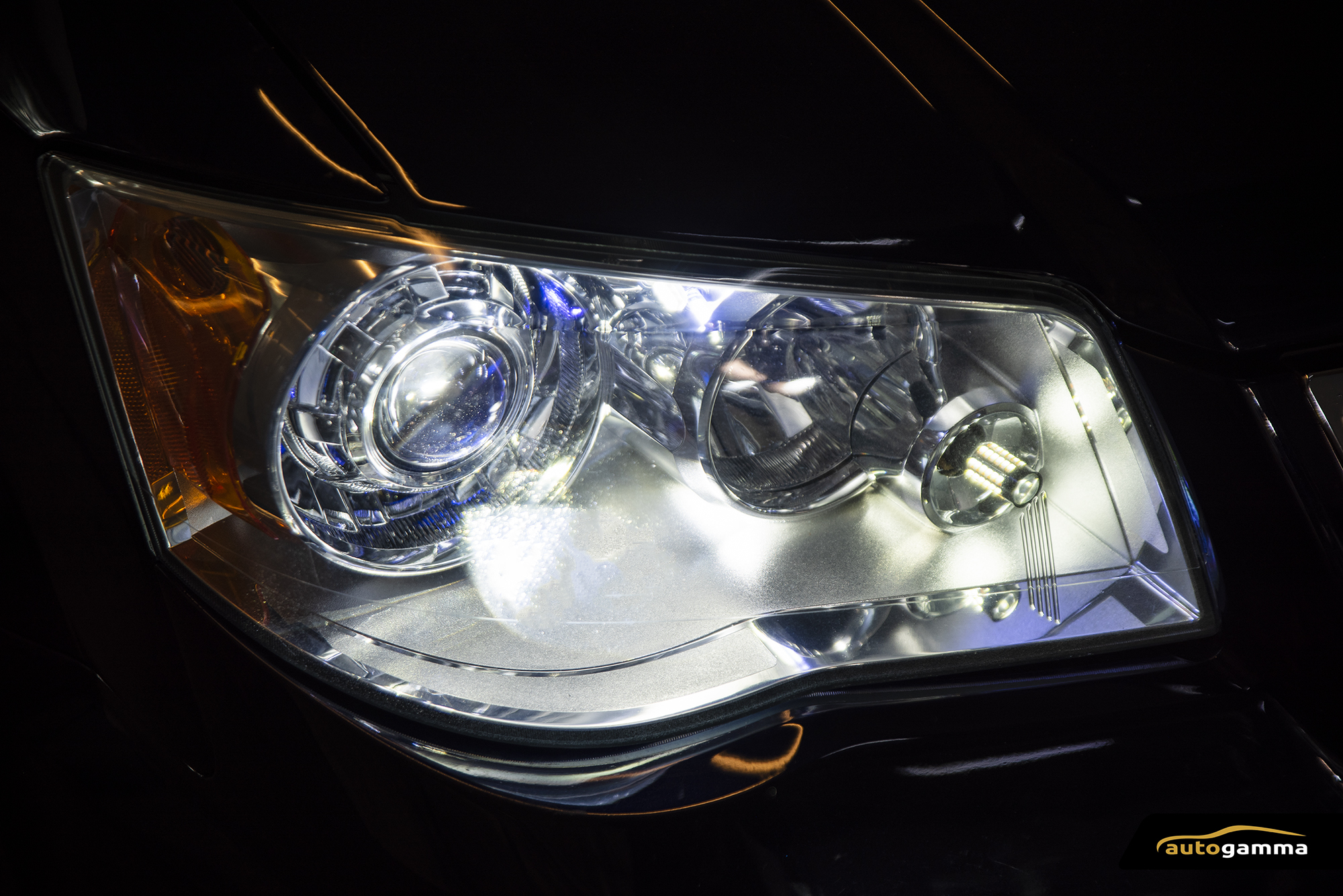 Chrysler — efekt po montażu Bi-LED
